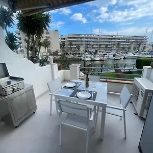 https://apartamento-puerto-madeira-roses.catalonia-hotels.com